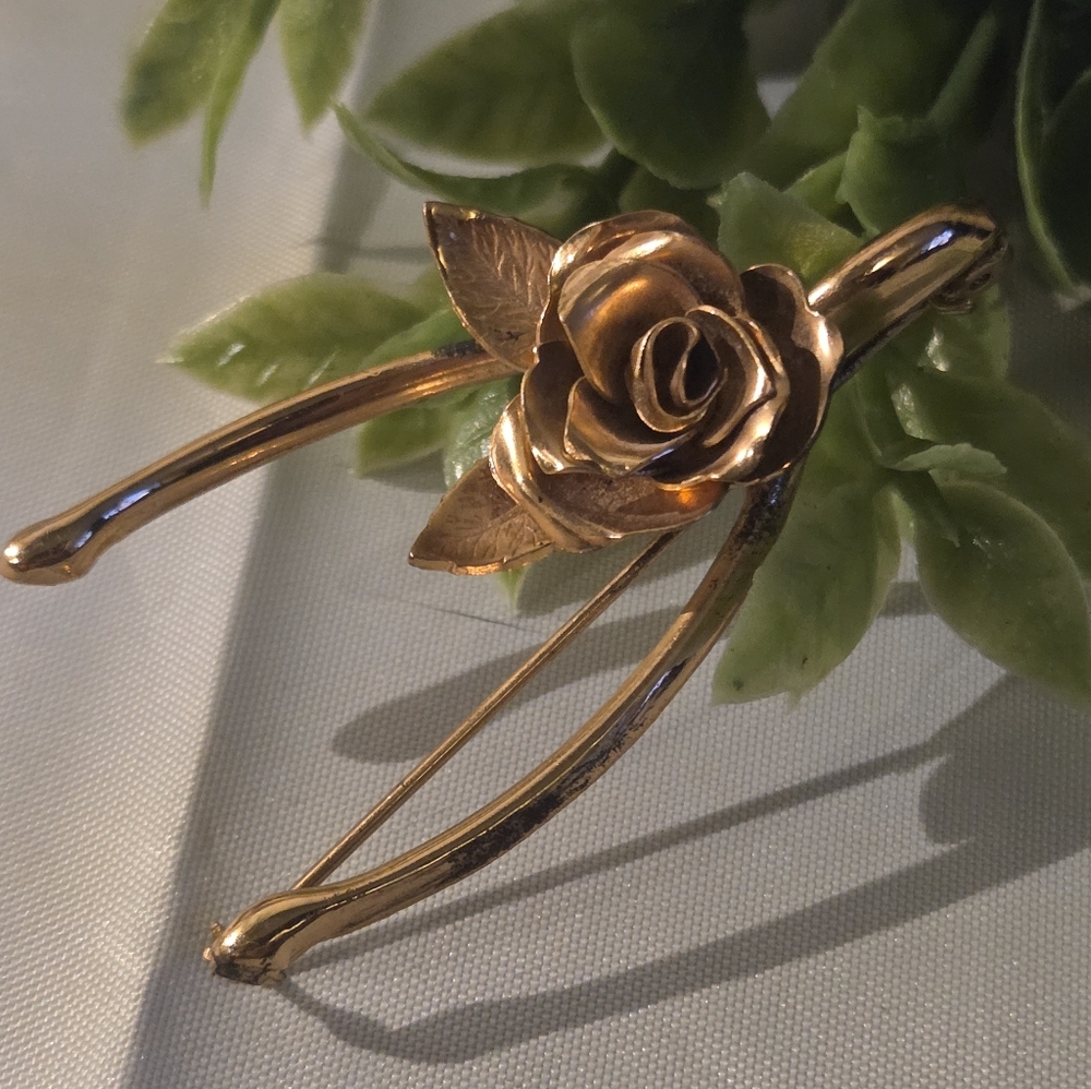 Vintage Coro Rose Wishbone Brooch Gold Tone Pin | Lucky Charm Meets Romance 🌹✨